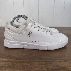 On Running Cloudtech The Roger Women’s Size 8 Advantage Leather White Sneakers